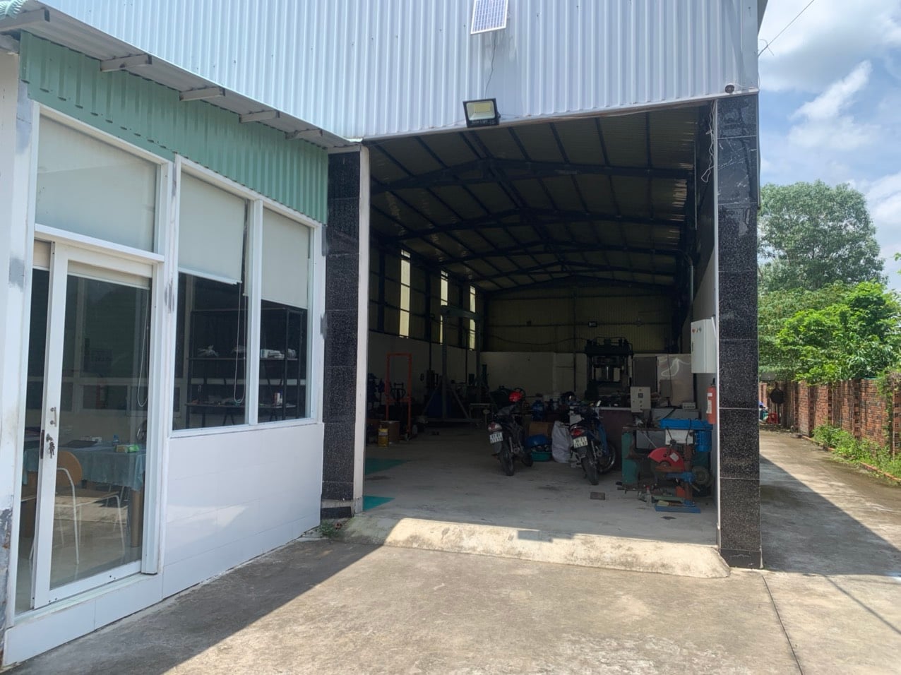 Outerview of workshop.jpg
